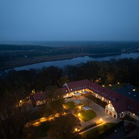 Отель Dwor Kolesin Нове Крамско Экстерьер фото